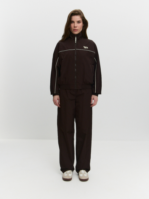 Костюм из плащевой ткани