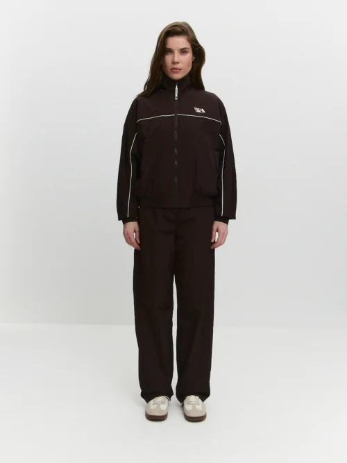 Костюм из плащевой ткани