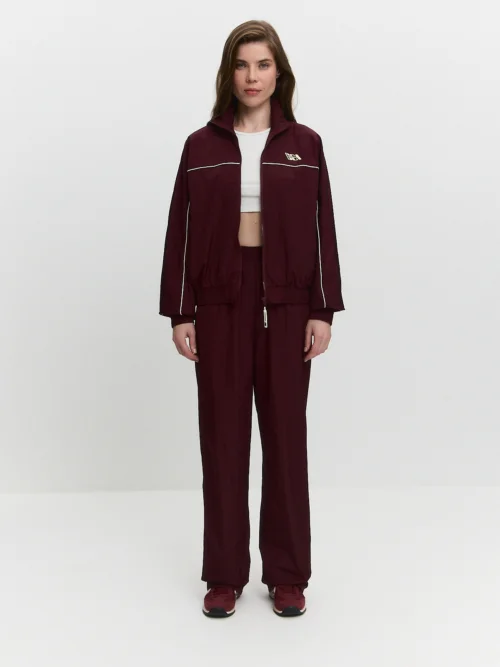 Костюм из плащевой ткани